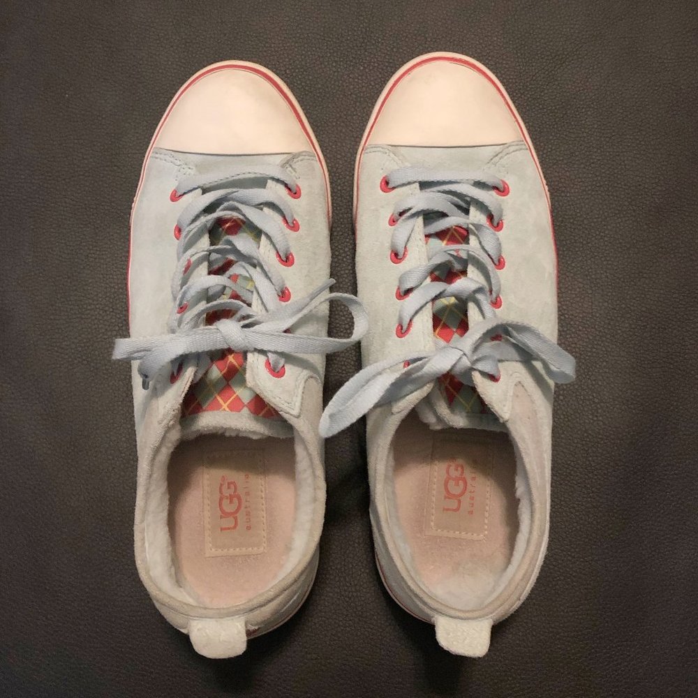 UGG Sneakers